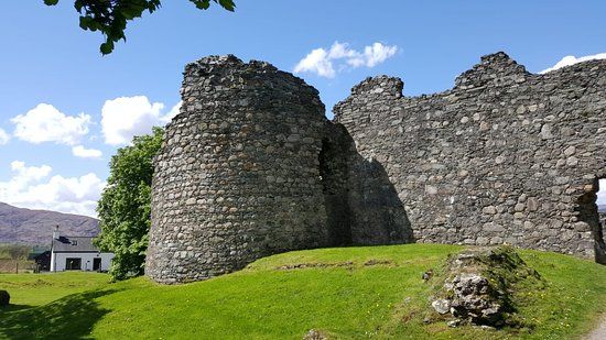 Old Inverlochy Castle